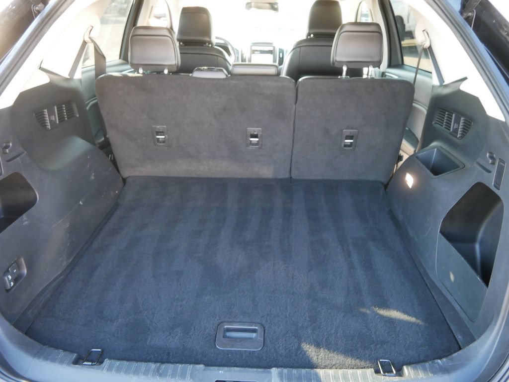 Certified 2024 Ford Edge SEL AWD/4WD image 9