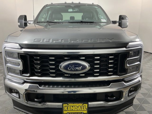 Certified 2025 Ford F450 Lariat w/ FX4 Off-Road Package image 7