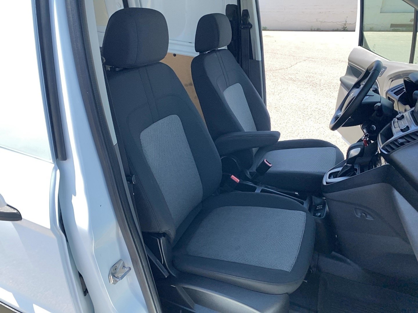 Certified 2021 Ford Transit Connect XL FWD image 18