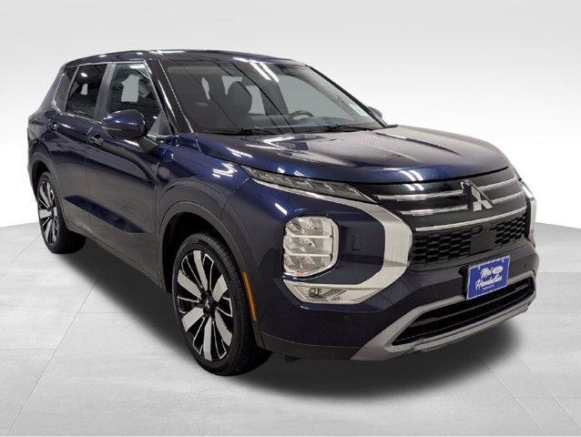 Used 2025 Mitsubishi Outlander SE AWD/4WD image 19