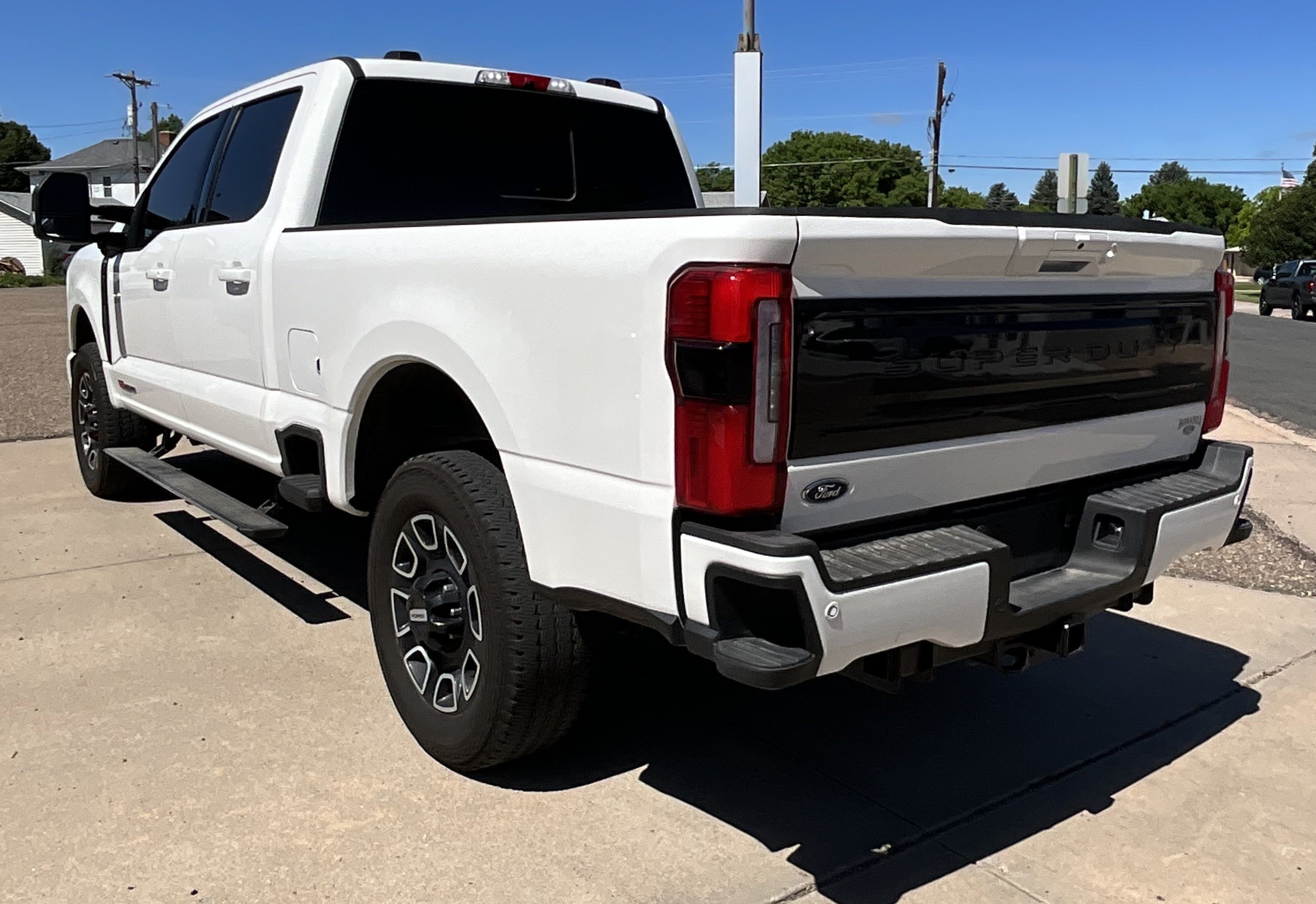 Certified 2025 Ford F350 Platinum AWD/4WD image 7
