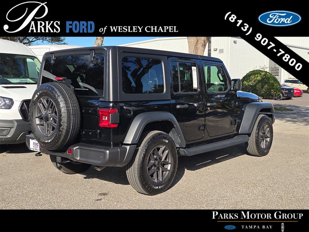 Used 2024 Jeep Wrangler Sport S image 4