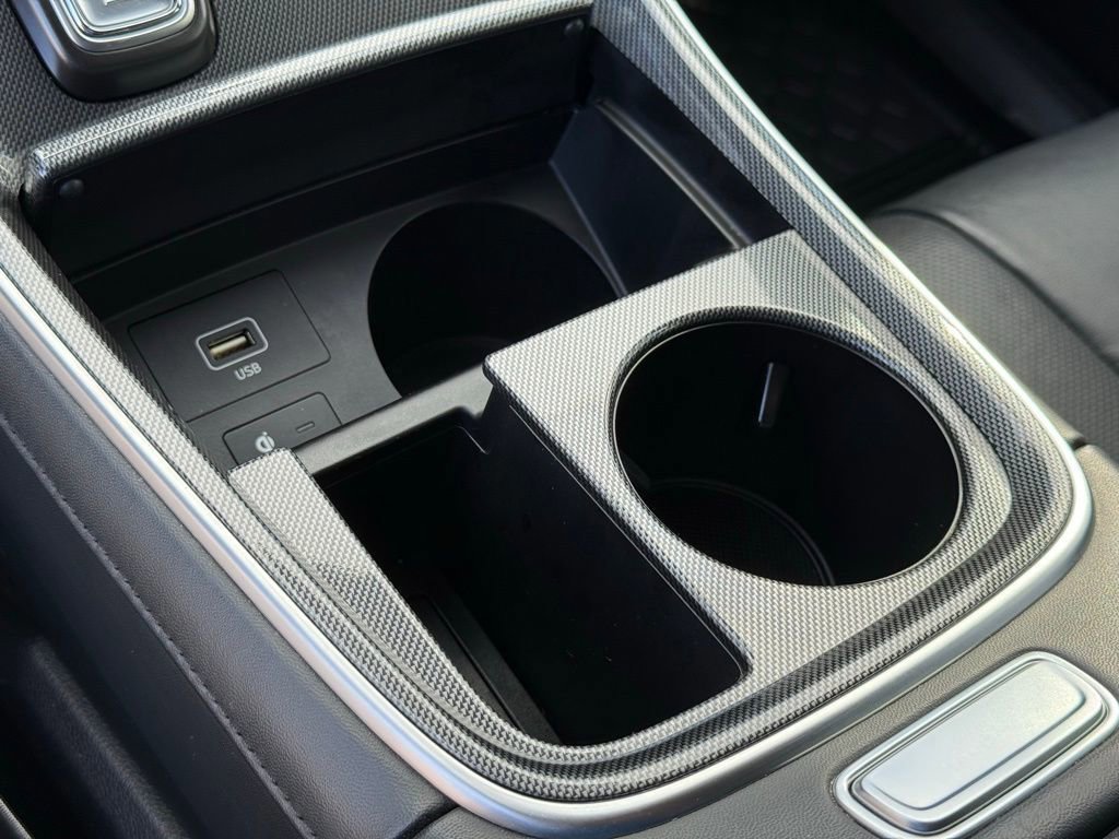 Used 2021 Hyundai Santa Fe Limited w/ Cargo Package image 11