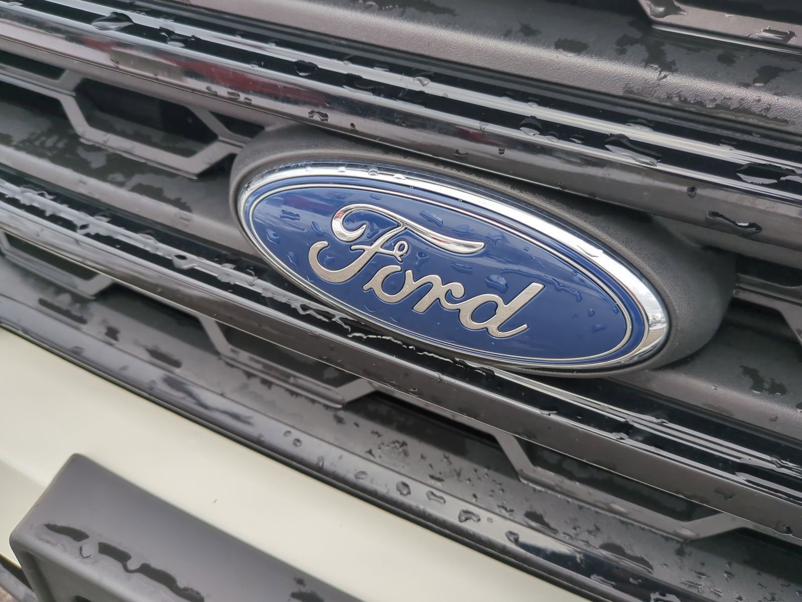 Certified 2021 Ford EcoSport S image 21