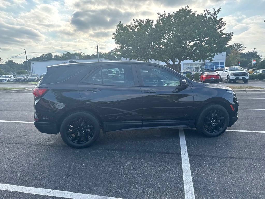 Used 2024 Chevrolet Equinox LS w/ Midnight Edition FWD image 6