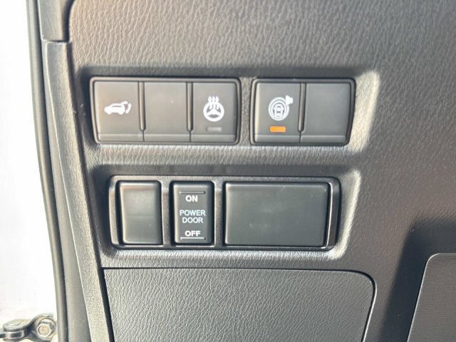 Used 2023 Nissan Armada SL w/ Midnight Edition Package RWD image 22
