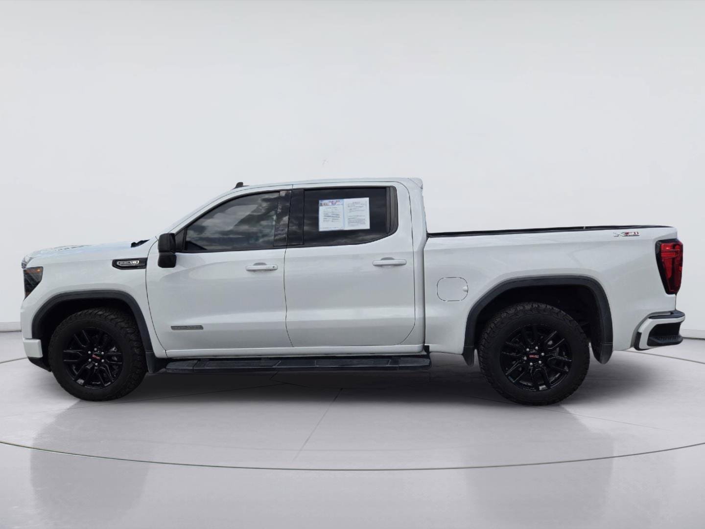 Used 2022 GMC Sierra 1500 Elevation AWD/4WD image 5