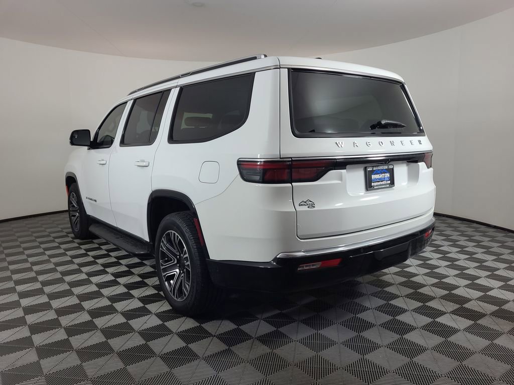 Used 2024 Jeep Wagoneer 4WD w/ Premium Group I image 5