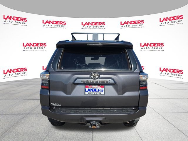 Used 2022 Toyota 4Runner SR5 Premium w/ Moonroof Package AWD/4WD image 4
