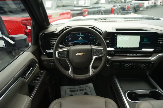 Used 2024 Chevrolet Silverado 3500 LTZ w/ LTZ Convenience Package AWD/4WD image 22
