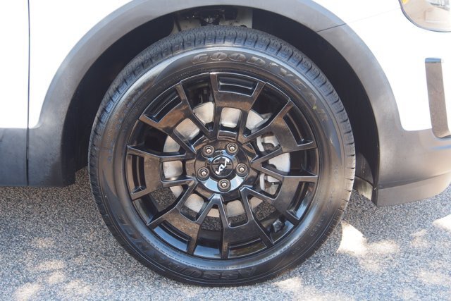 Used 2022 Kia Telluride SX w/ SX Prestige Package AWD/4WD image 9