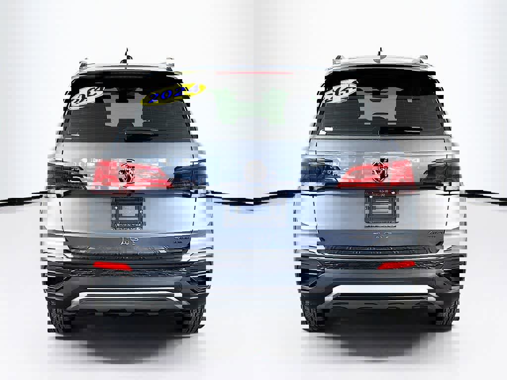 Used 2024 Volkswagen Taos S image 4