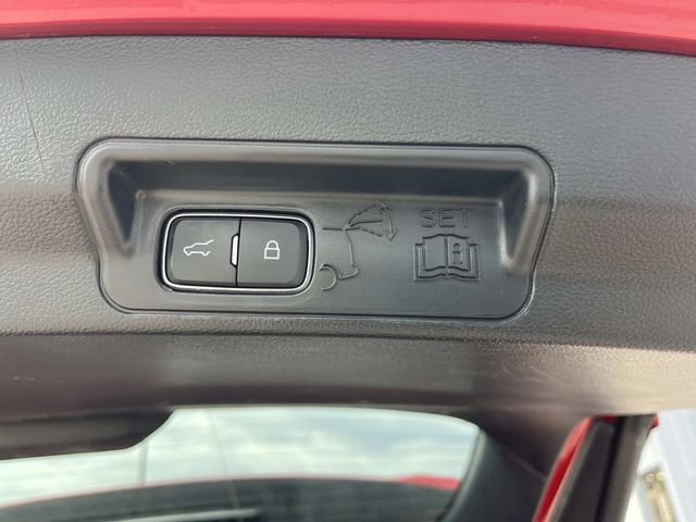 Certified 2022 Ford Explorer XLT w/ Equipment Group 202A image 13