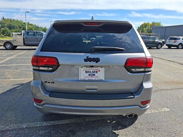 Used 2021 Jeep Grand Cherokee Laredo X AWD/4WD image 23
