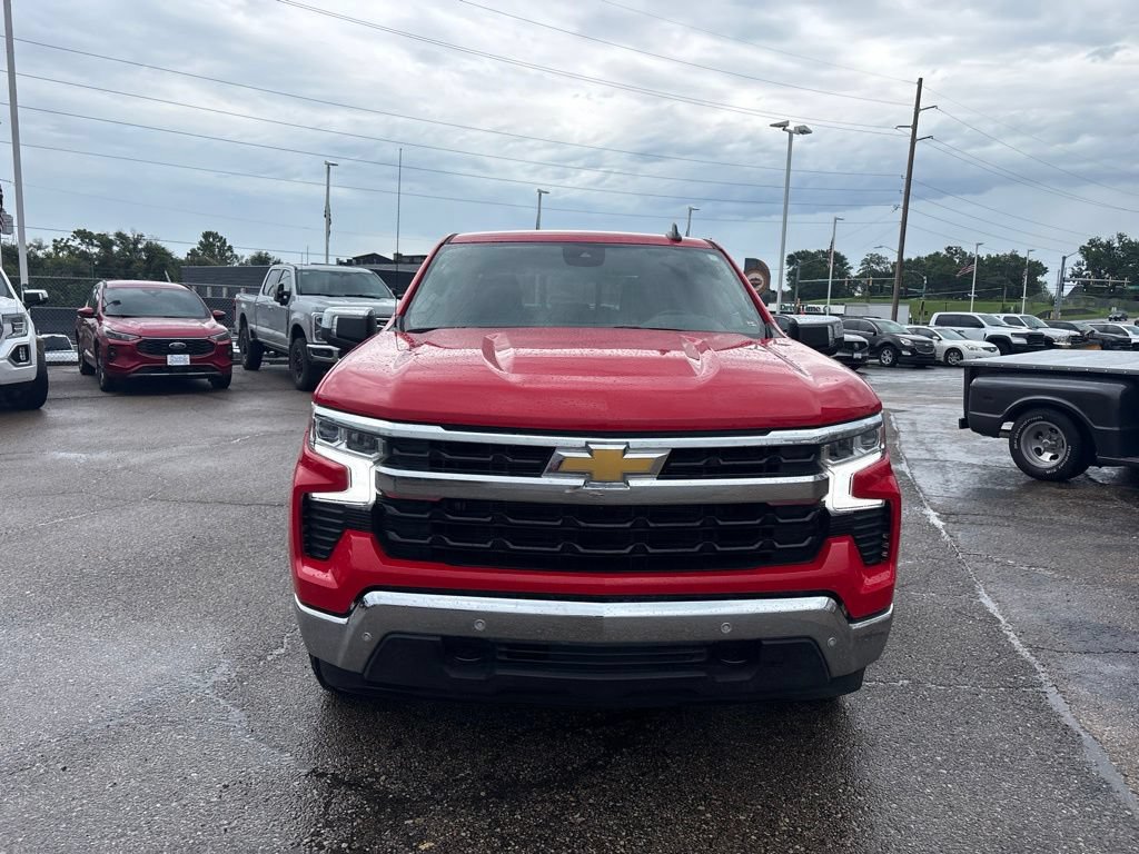 Used 2025 Chevrolet Silverado 1500 LT w/ Z71 Off-Road Package AWD/4WD image 2