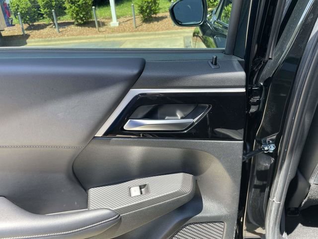 Used 2023 Mitsubishi Outlander SE FWD image 24
