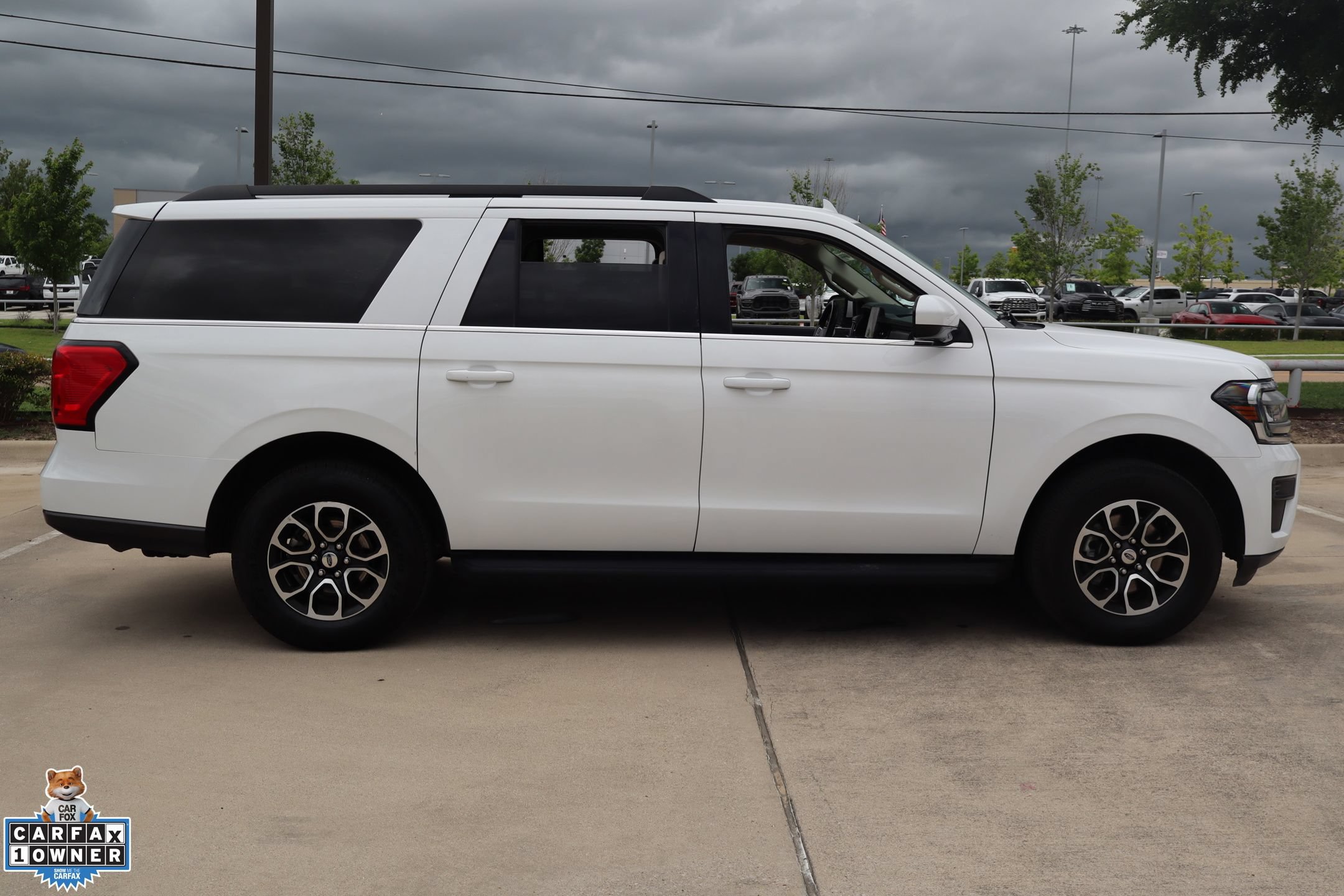 Certified 2024 Ford Expedition Max XLT AWD/4WD image 2