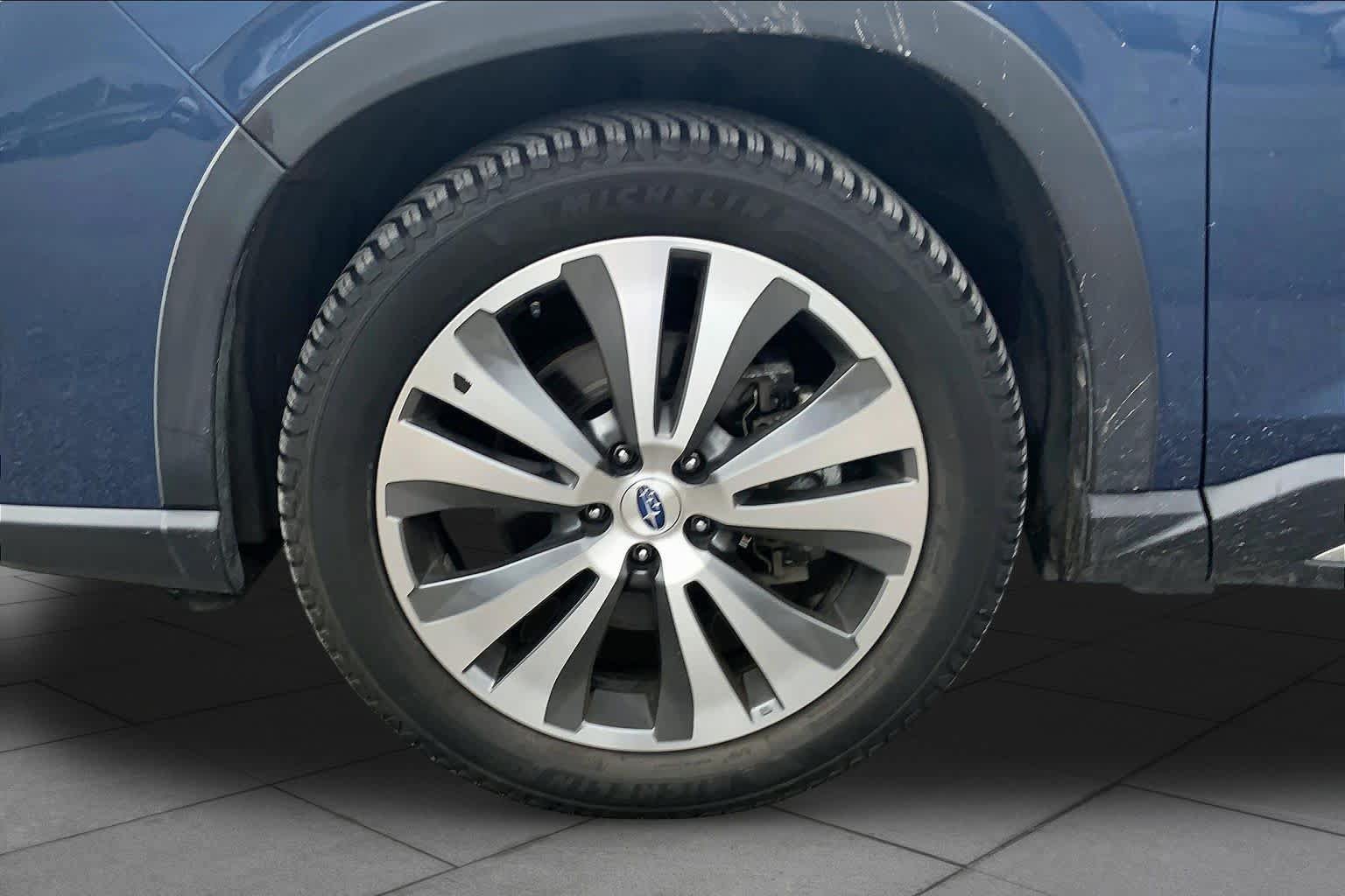 Used 2019 Subaru Ascent Limited AWD/4WD image 11