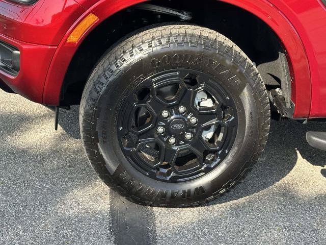 Certified 2025 Ford Ranger Lariat w/ FX4 Off-Road Package AWD/4WD image 6