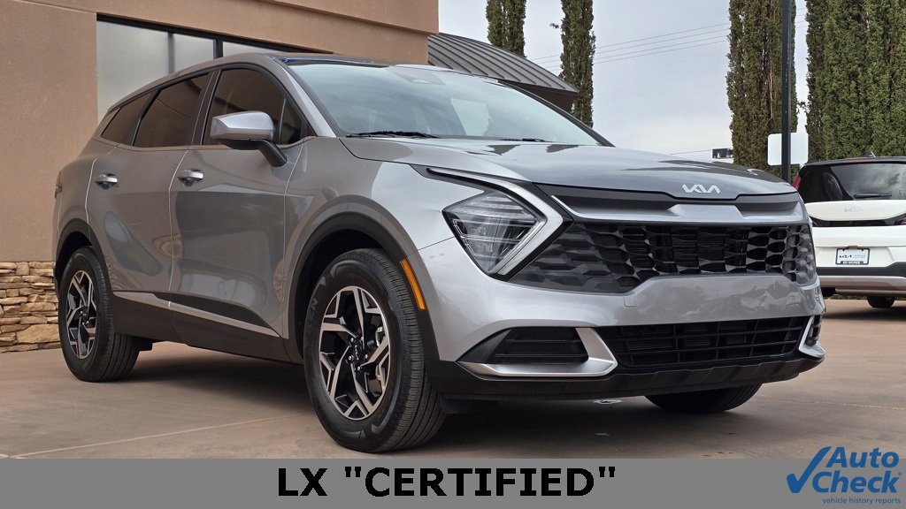 Used 2025 Kia Sportage LX image 15