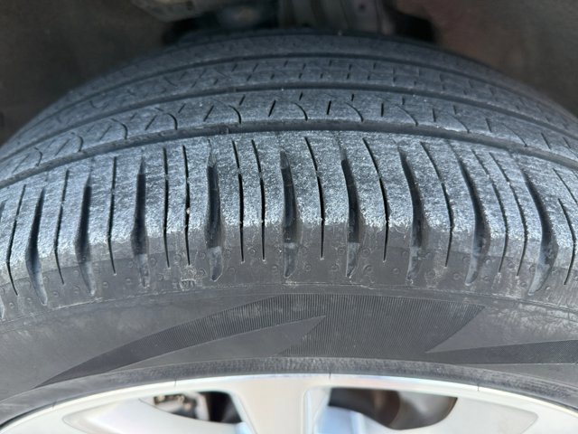 Certified 2023 Ford Explorer Platinum w/ Technology Package image 24