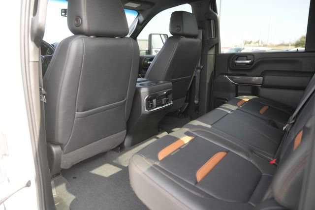 Used 2022 GMC Sierra 3500 AT4 image 11