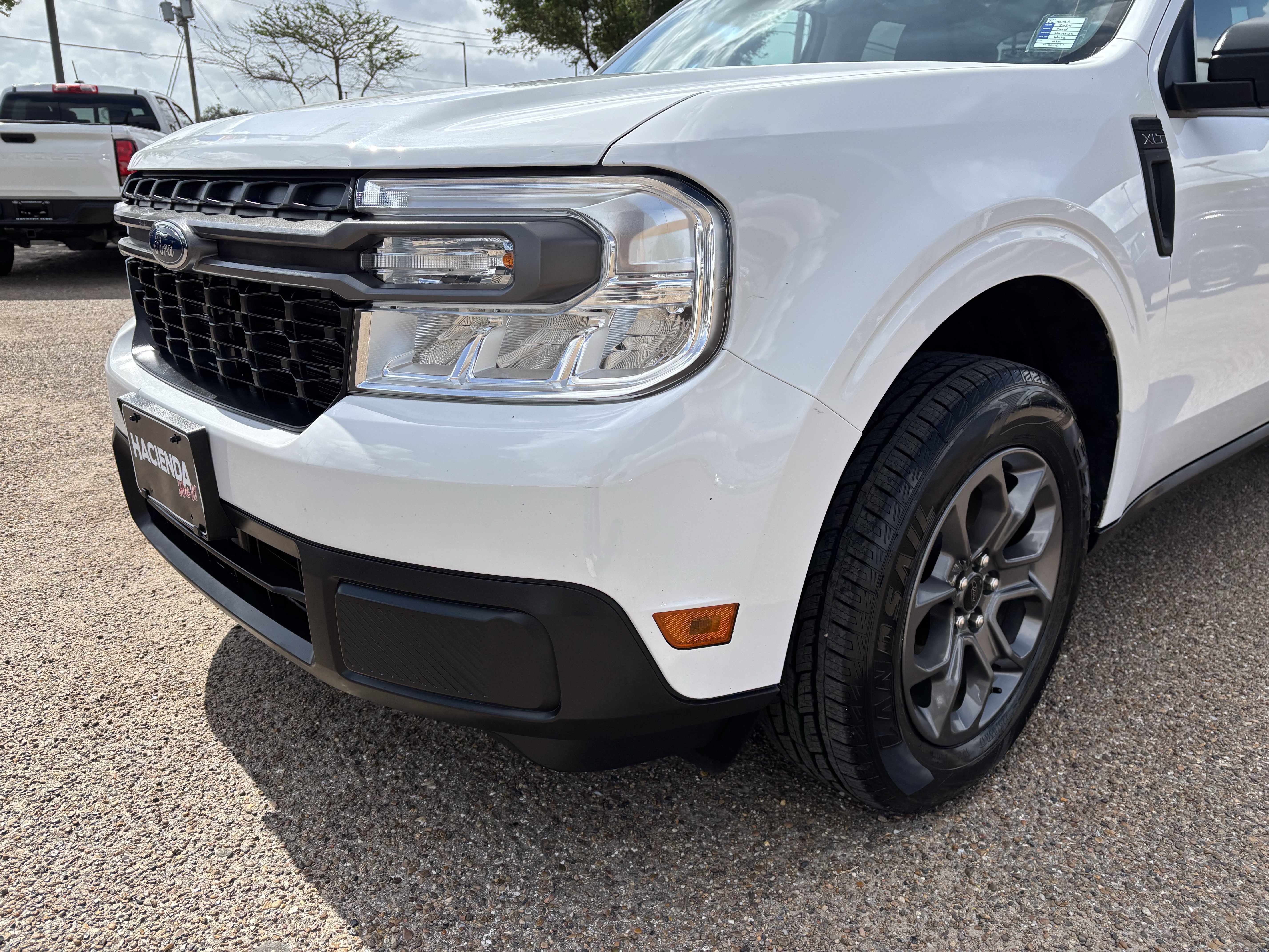 Certified 2024 Ford Maverick XLT FWD image 7