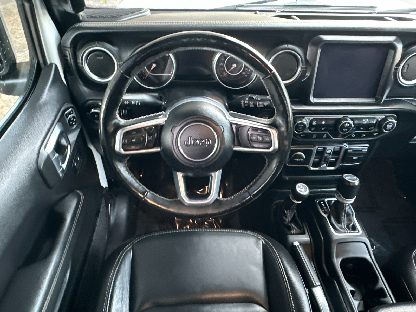 Used 2020 Jeep Wrangler Unlimited Sahara image 14