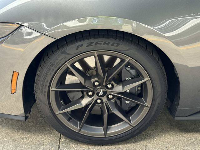 Certified 2025 Ford Mustang Dark Horse RWD image 4