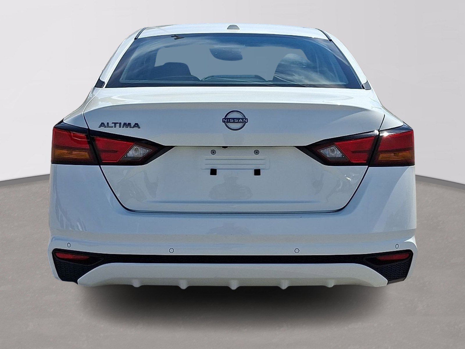 Used 2025 Nissan Altima 2.5 SV FWD image 5