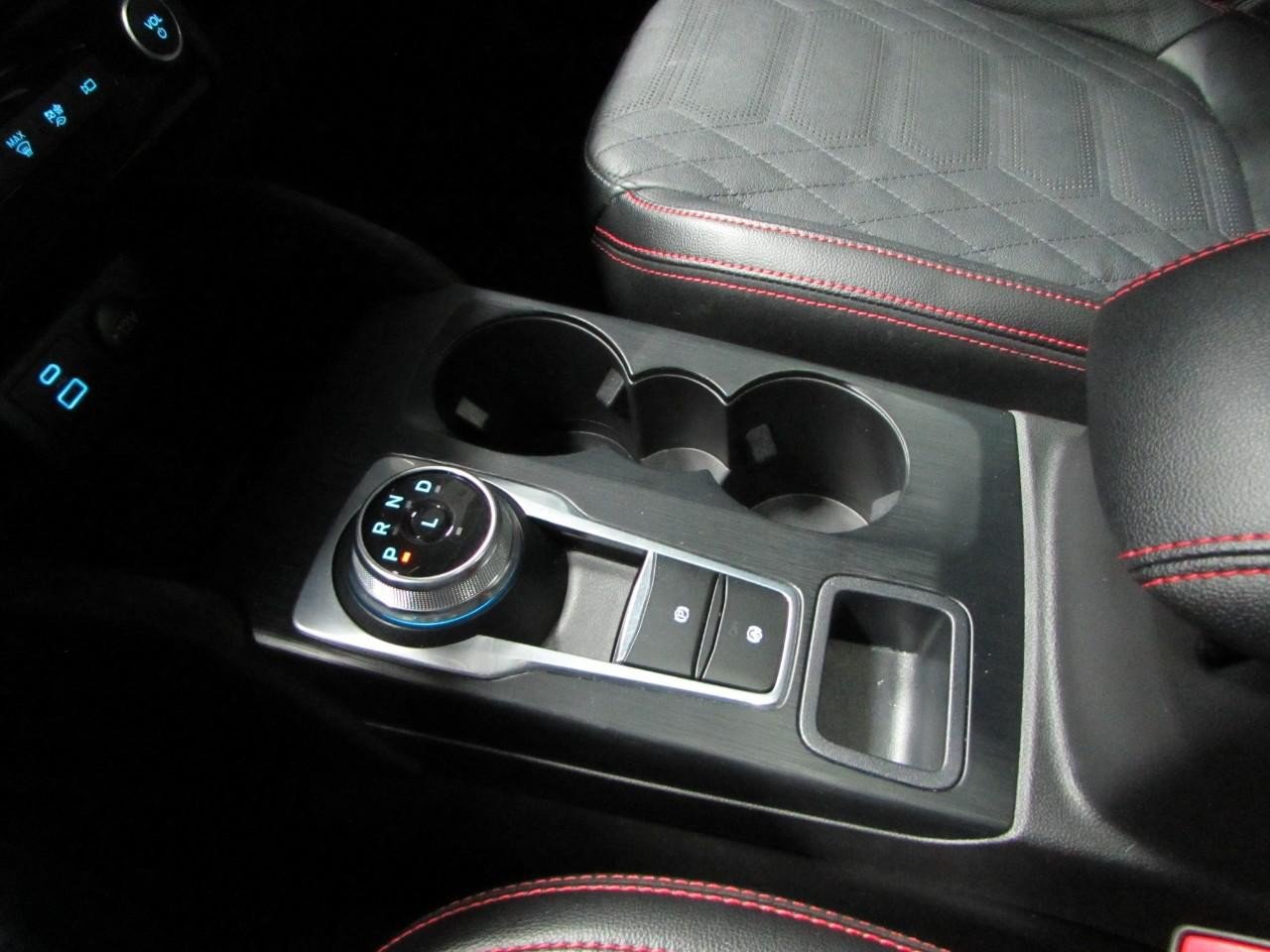 Certified 2023 Ford Escape ST-Line Elite w/ Premium Technology Package AWD/4WD image 31