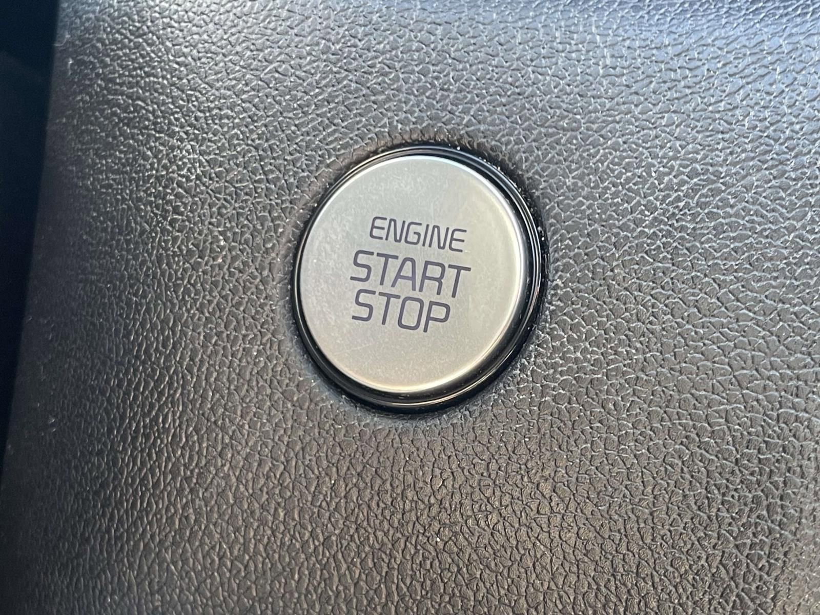 Used 2023 Kia Sorento SX image 25