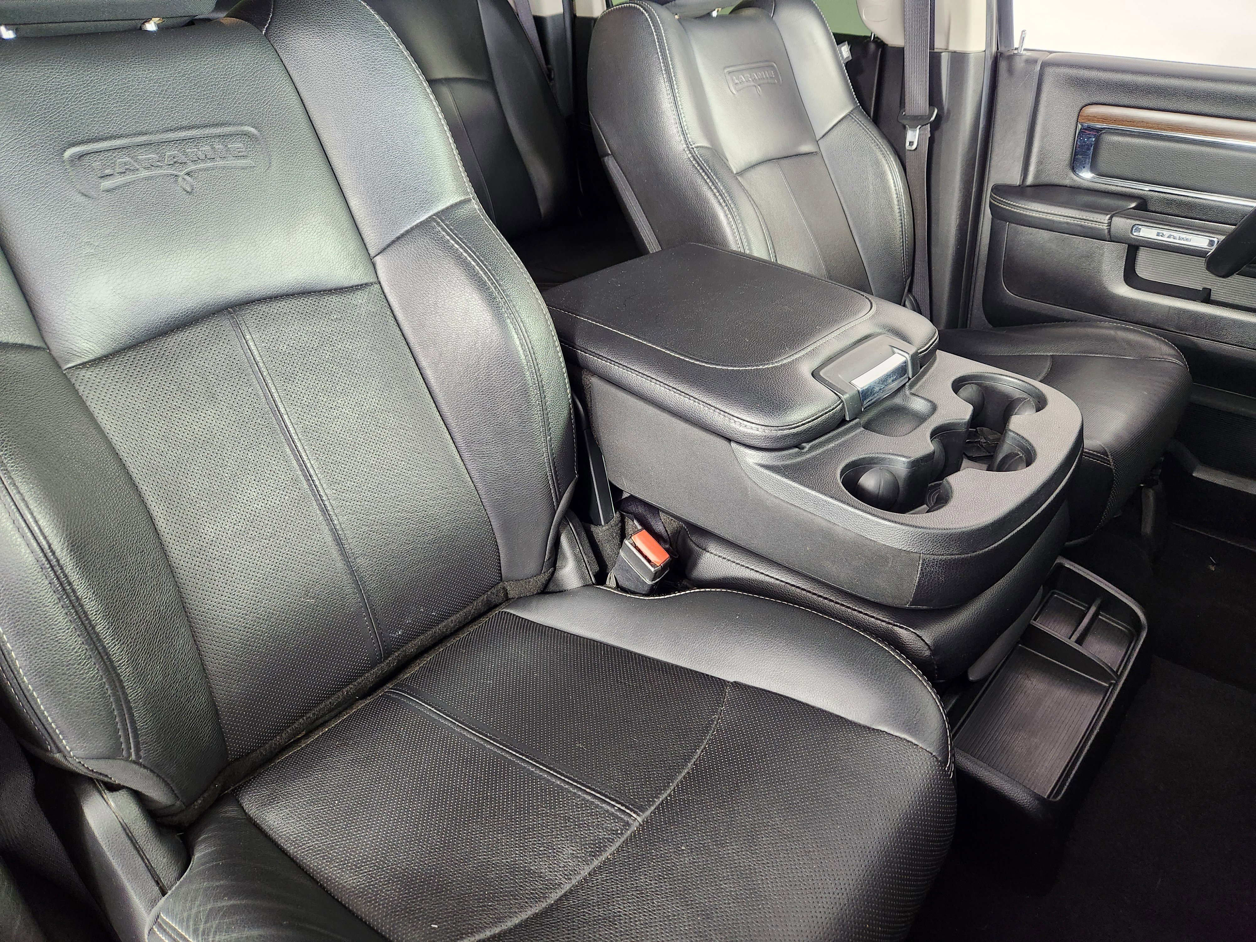 Used 2018 RAM 2500 Laramie image 10