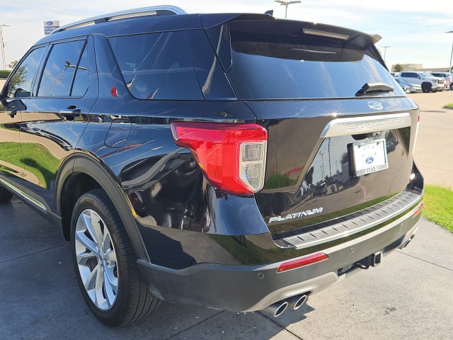 Certified 2023 Ford Explorer Platinum w/ Technology Package AWD/4WD image 5