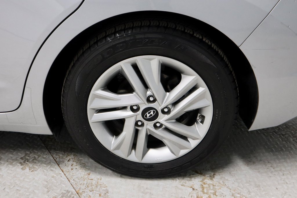 Used 2020 Hyundai Elantra Value Edition image 19