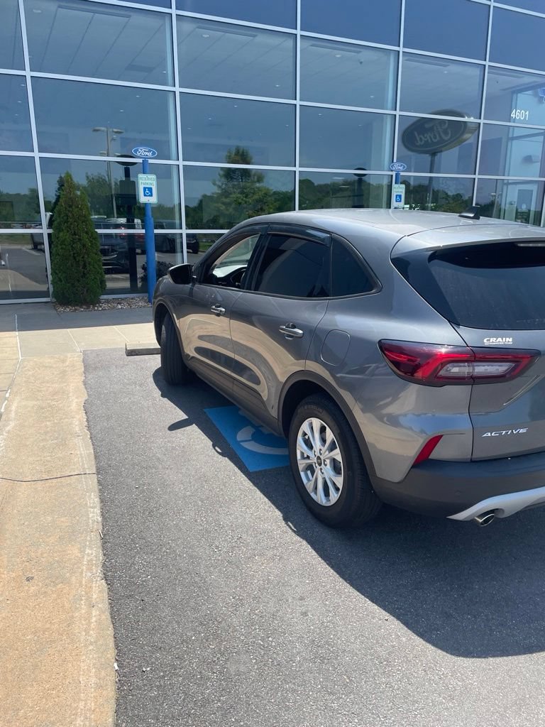 Certified 2025 Ford Escape Active w/ Tech Pack #1 FWD image 10