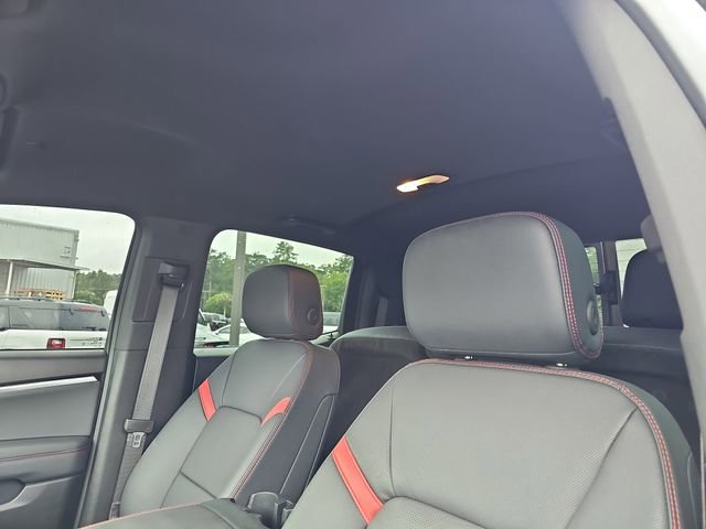 Used 2024 Chevrolet Colorado Z71 w/ Z71 Convenience Package 2 AWD/4WD image 10