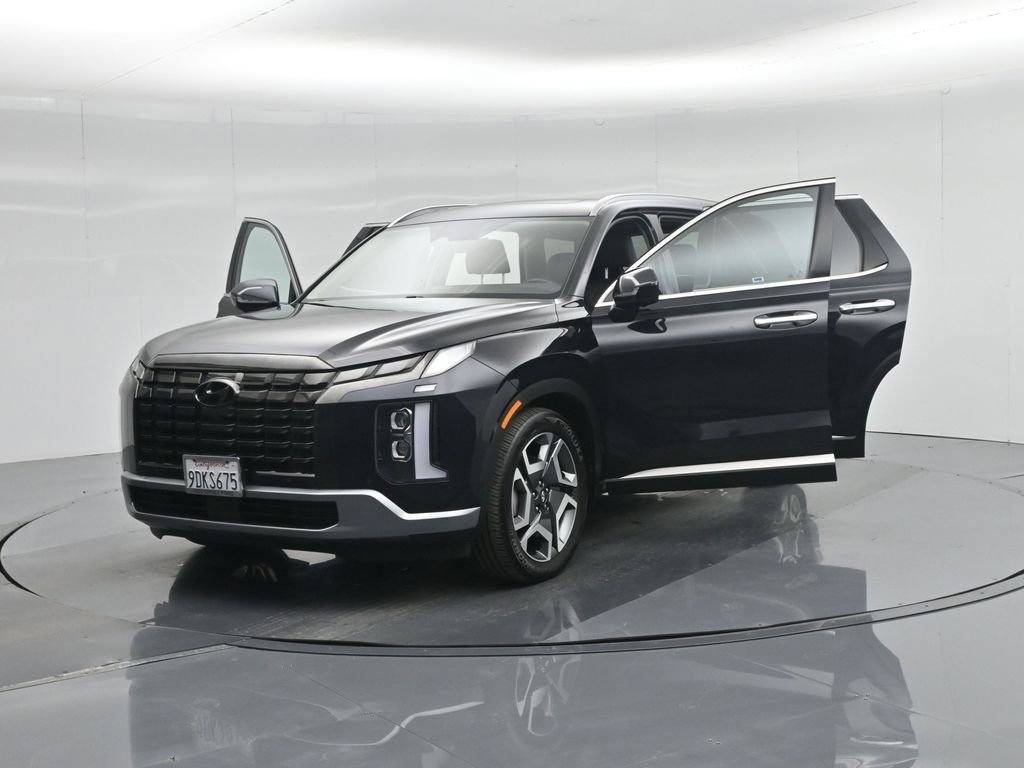 Used 2023 Hyundai Palisade Limited w/ Cargo Package image 33