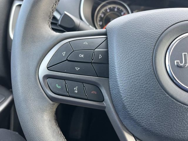 Used 2020 Jeep Cherokee Latitude Plus image 30