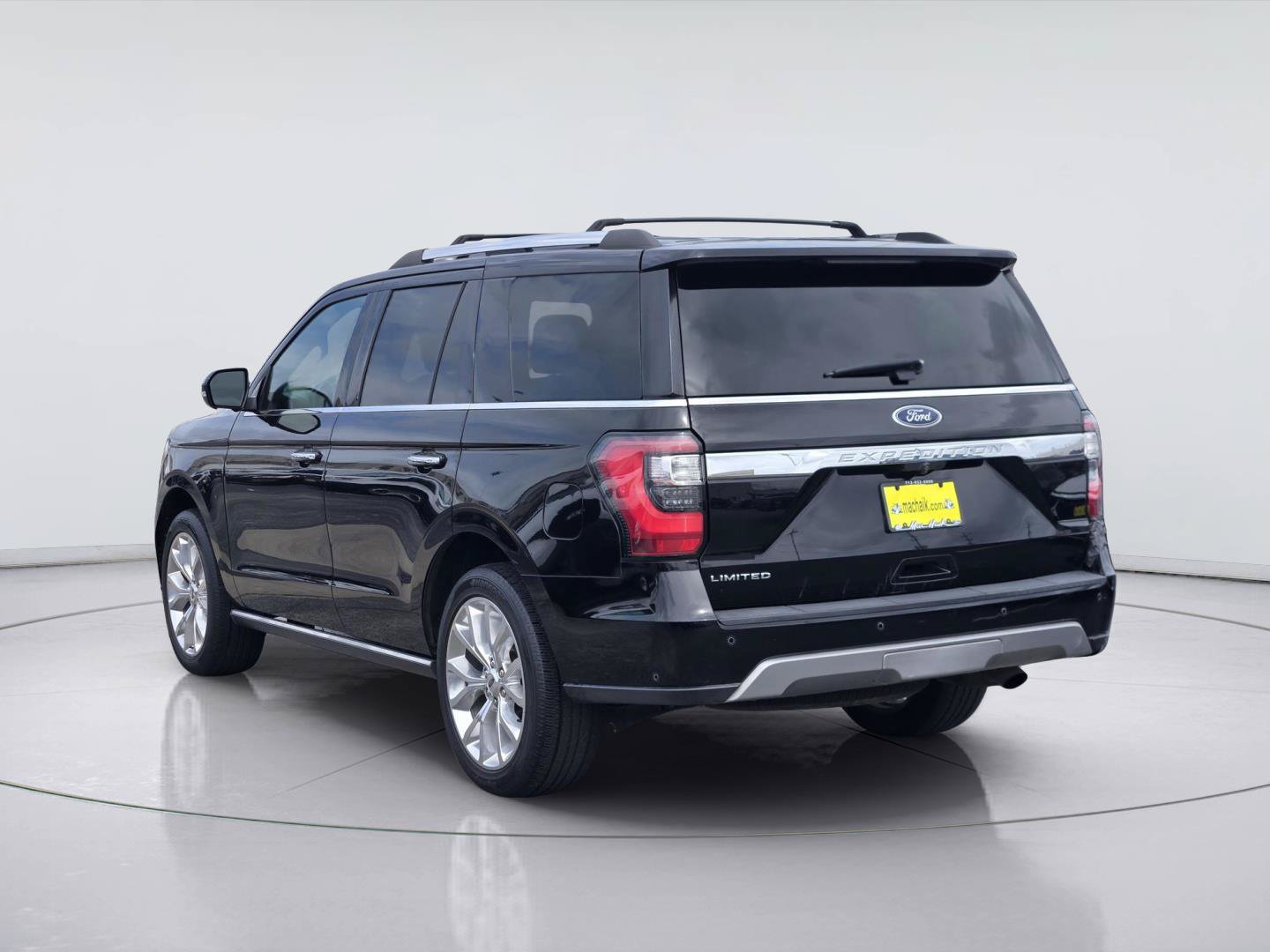 Certified 2018 Ford Expedition Limited w/ Equipment Group 302A AWD/4WD image 5