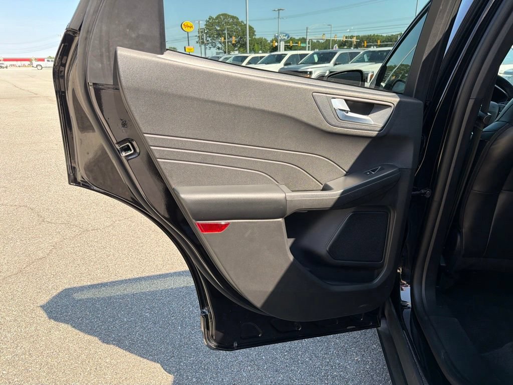 Certified 2023 Ford Escape ST-Line w/ Tech Pack #1 FWD image 16