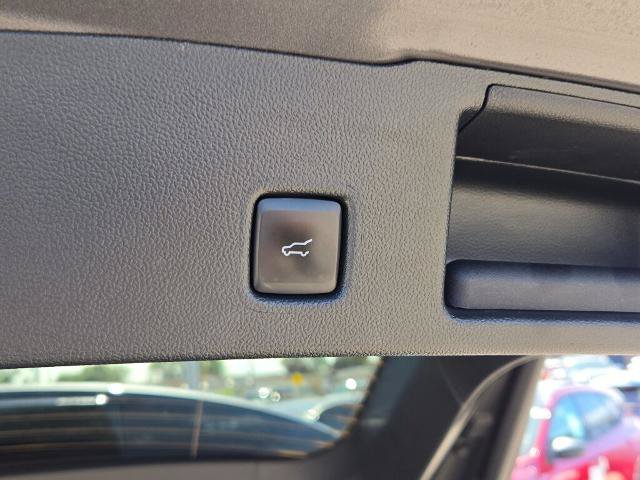 Certified 2023 Ford Escape Active AWD/4WD image 14