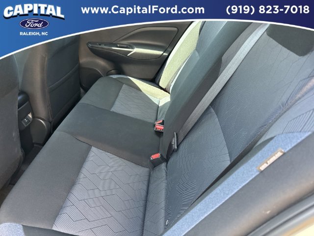 Used 2025 Nissan Versa SV FWD image 17