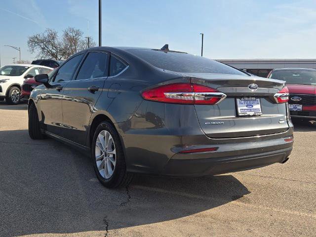Certified 2020 Ford Fusion SE image 3
