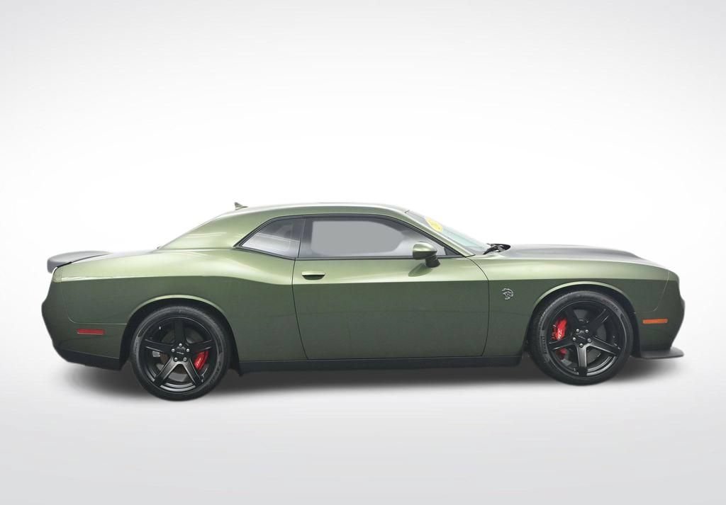 Used 2022 Dodge Challenger SRT Hellcat w/ Plus Package RWD image 4