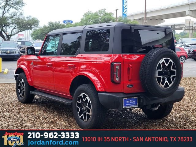 Certified 2023 Ford Bronco Outer Banks AWD/4WD image 3