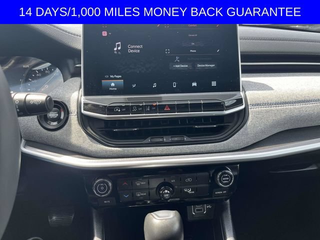 Used 2024 Jeep Compass Latitude AWD/4WD image 13