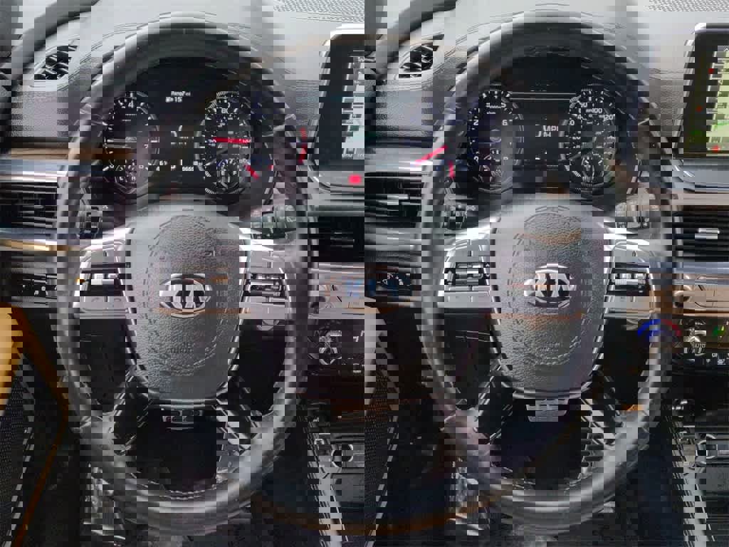 Used 2020 Kia Telluride SX w/ Towing Package image 25