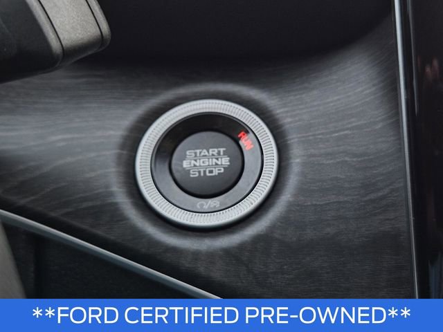 Used 2024 Jeep Grand Cherokee Limited w/ Black Appearance Package image 14