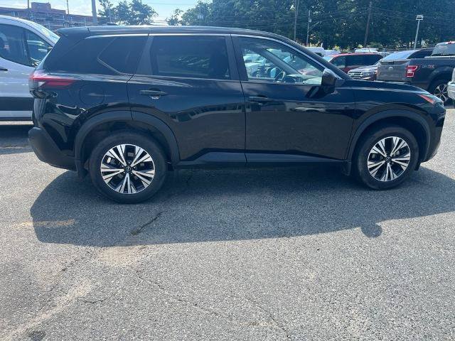 Used 2023 Nissan Rogue SV FWD image 9